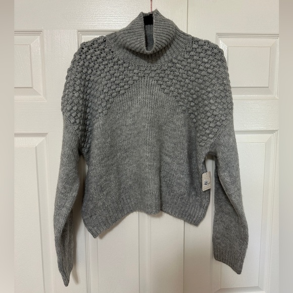 Free People Sweaters - NWT Free People Turtleneck Sweater Grey Size Large